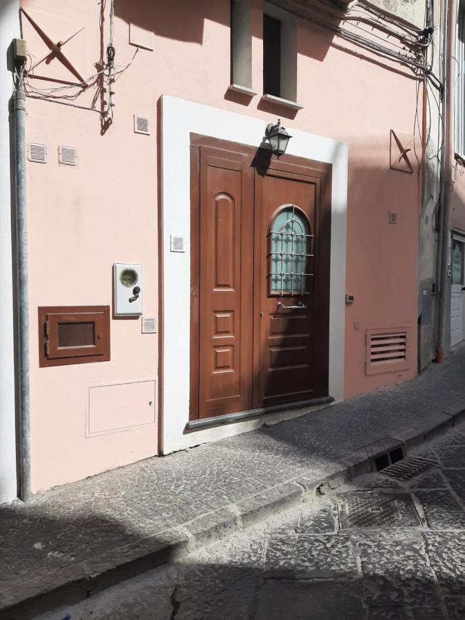 הוילה איסקיה Casa Plalu' מראה חיצוני תמונה